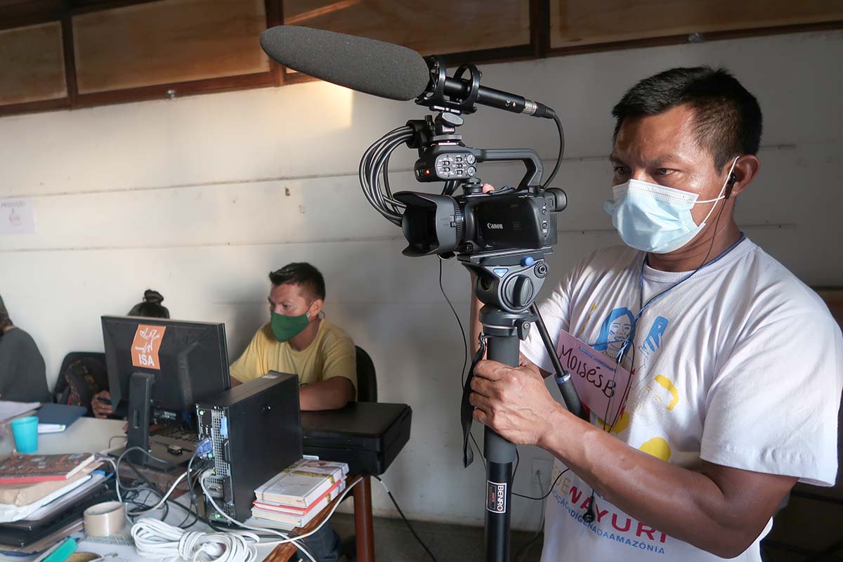 Durante a oficina foram feitas as gravações do documentário da Rede Wayuri por Moisés Baniwa